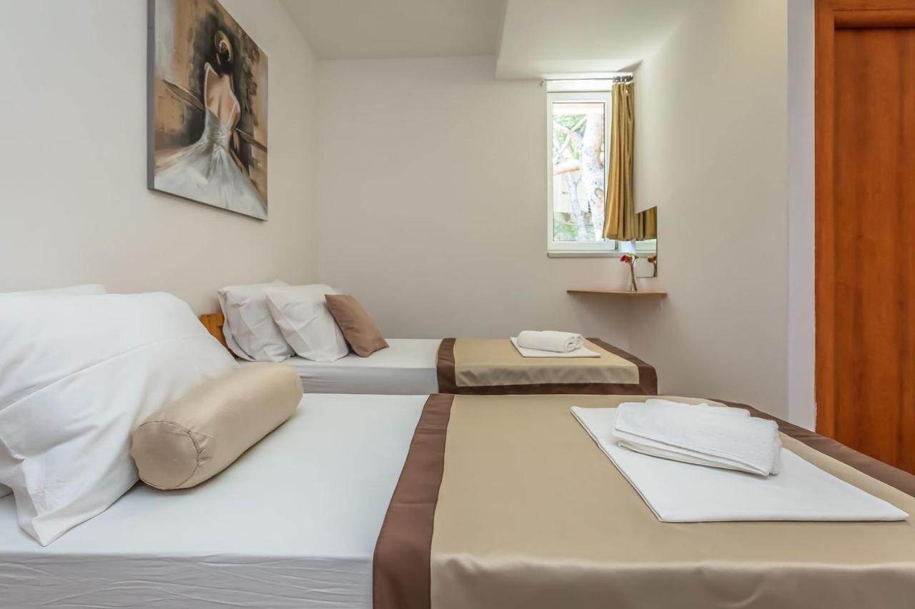 Motel Ljetni Raj Baška Voda Buitenkant foto
